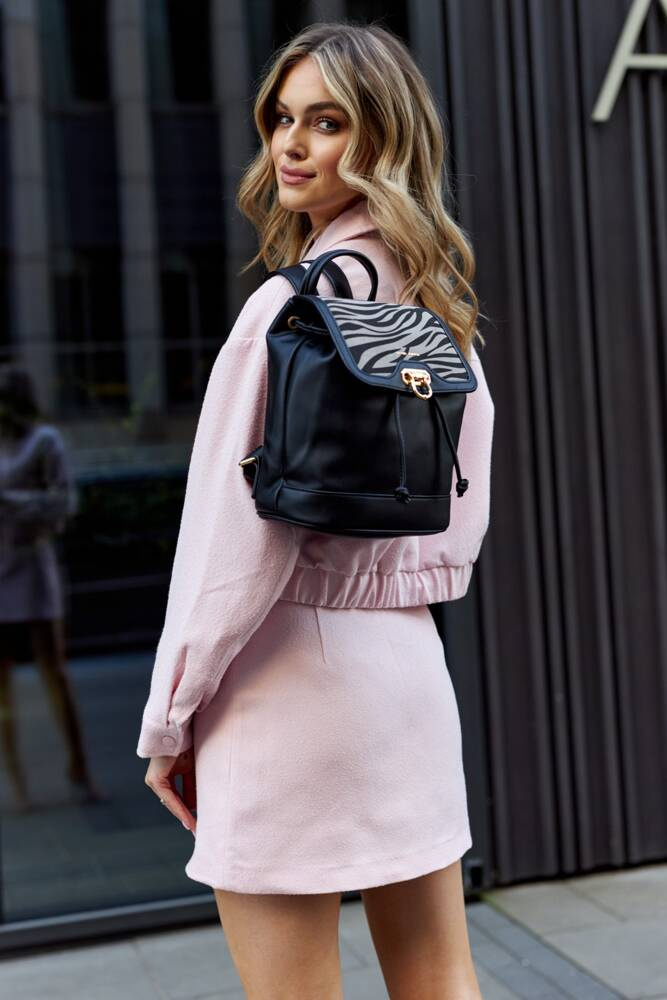 Miejski plecak damski z klapką wykonany ze skóry ekologicznej - David Jones - obrazek 11