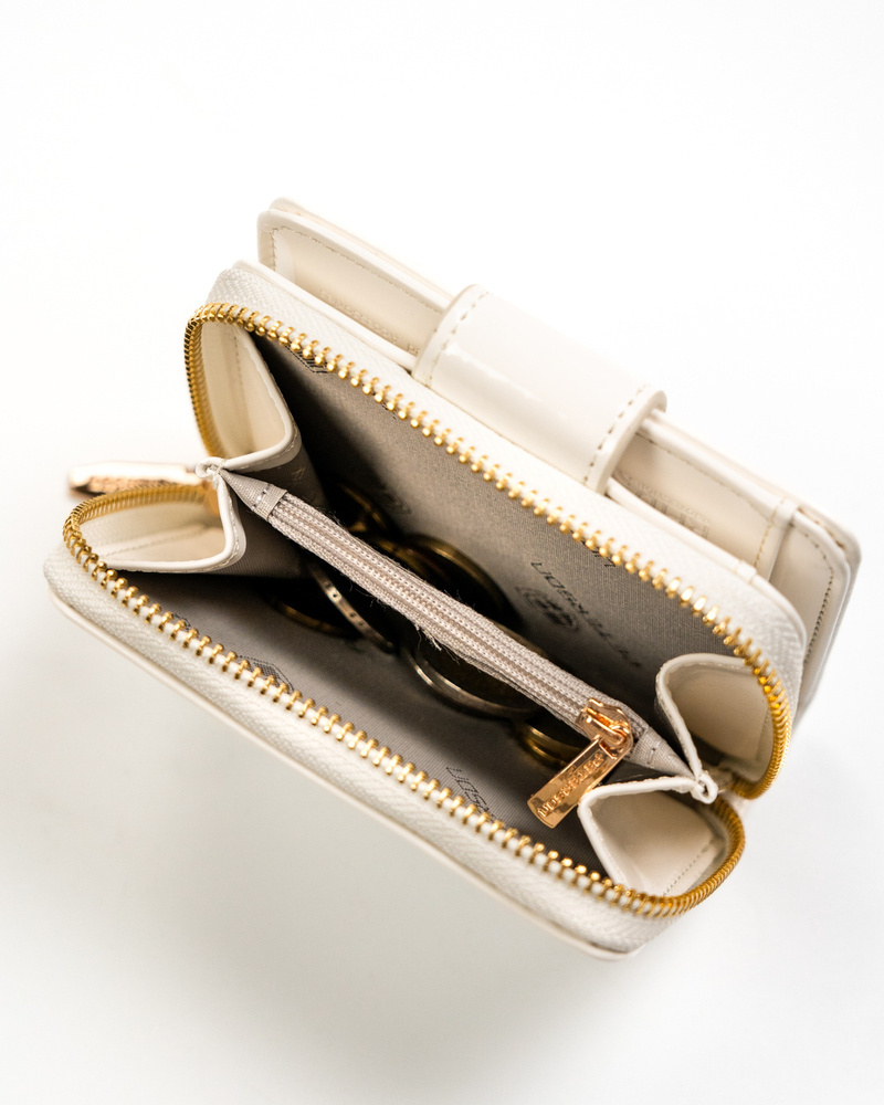 Mały portfel damski ze skóry ekologicznej na zatrzask i suwak - Peterson - obrazek 10