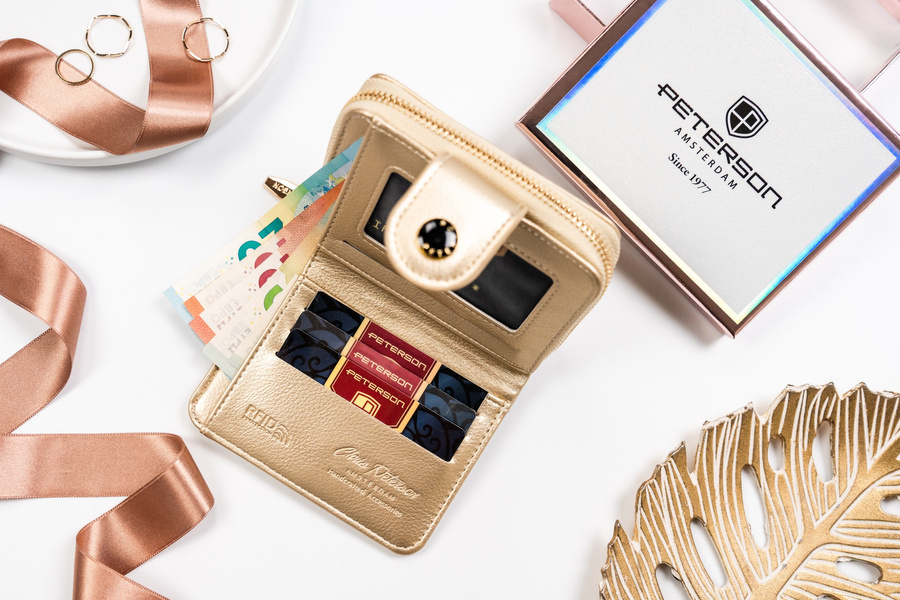 Elegancki portfel damski ze skóry ekologicznej - Peterson - obrazek 7