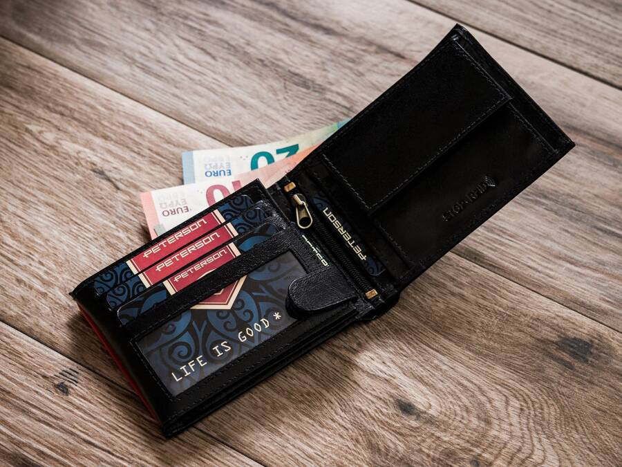 Skórzany portfel męski z systemem RFID - Peterson - obrazek 5