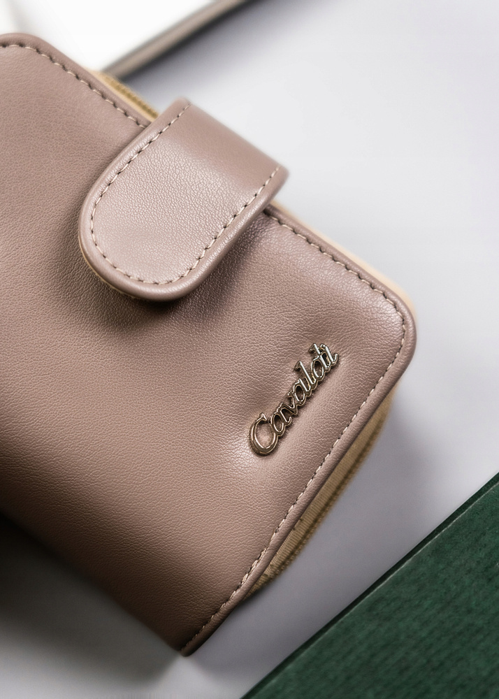 Klasyczny, pojemny portfel damski ze skóry ekologicznej - 4U Cavaldi - obrazek 3