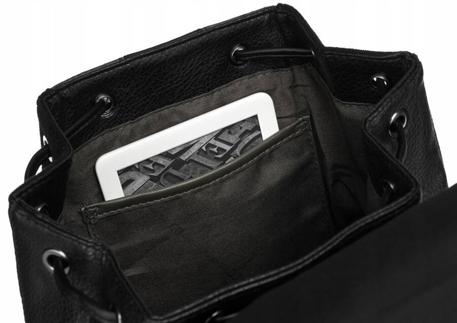 Plecak damski ze skóry ekologicznej z klapką - David Jones - obrazek 7