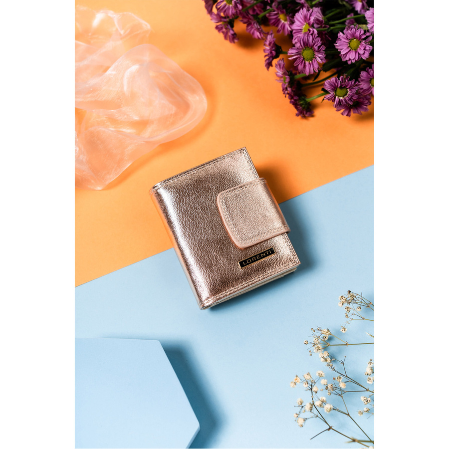 Mały portfel damski na zatrzask i bigiel z błyszczącej skóry naturalnej - Lorenti - obrazek 2