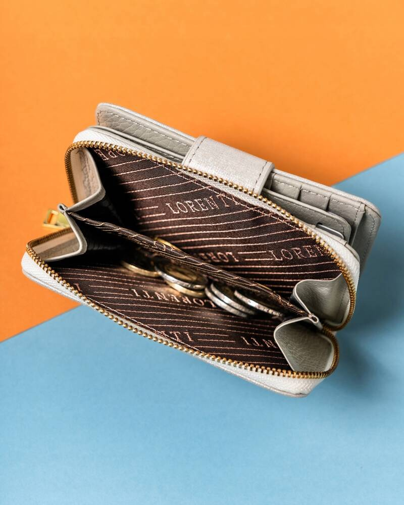 Skórzany, elegancki portfel damski na zatrzask i suwak - Lorenti - obrazek 9