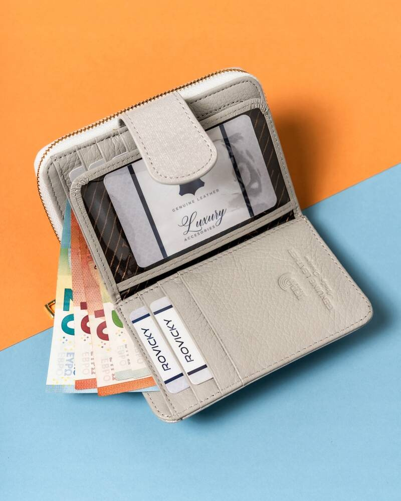 Skórzany, elegancki portfel damski na zatrzask i suwak - Lorenti - obrazek 6