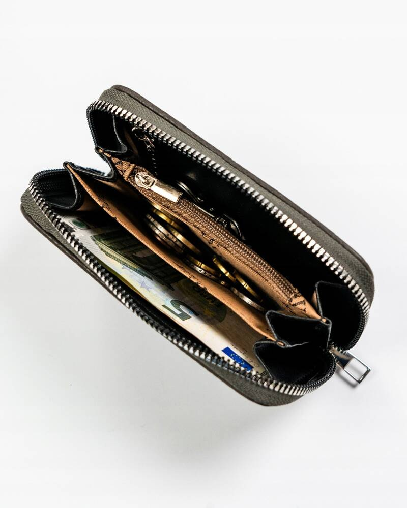 Średni portfel damski ze skóry ekologicznej o groszkowej fakturze - 4U Cavaldi - obrazek 6