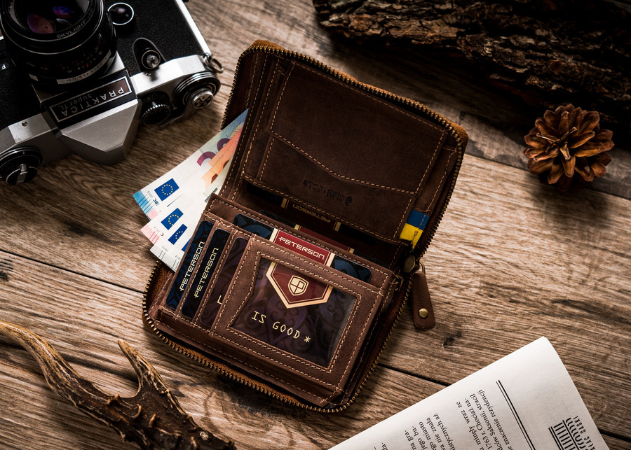 Skórzany portfel męski z godłem i barwami Ukrainy - Peterson - obrazek 6