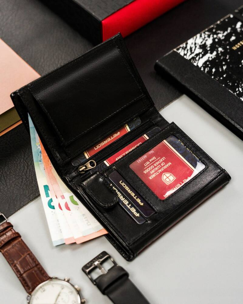 Klasyczny portfel męski bez zapięcia zewnętrznego - Peterson - obrazek 5