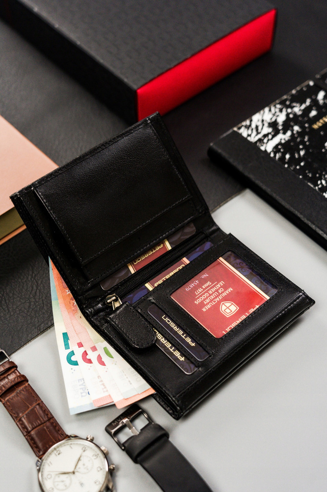 Klasyczny portfel męski bez zapięcia zewnętrznego - Peterson - obrazek 6