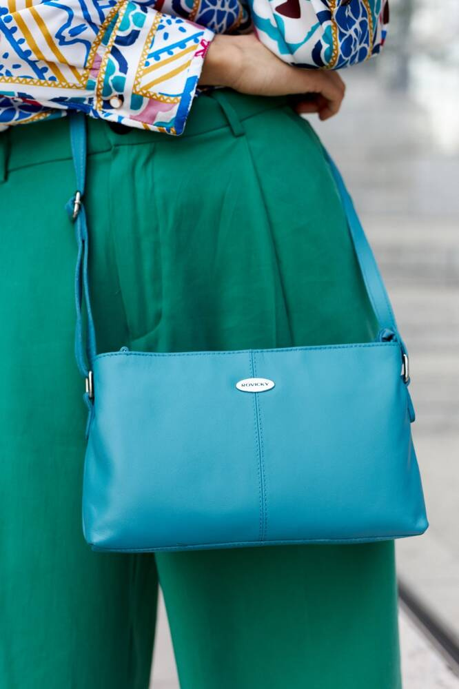 Mała, skórzana listonoszka damska - Rovicky - obrazek 5