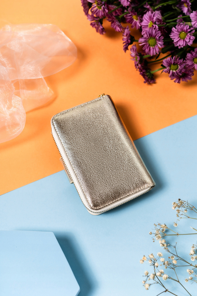 Elegancki portfel damski na zatrzask i suwak - Lorenti - obrazek 4