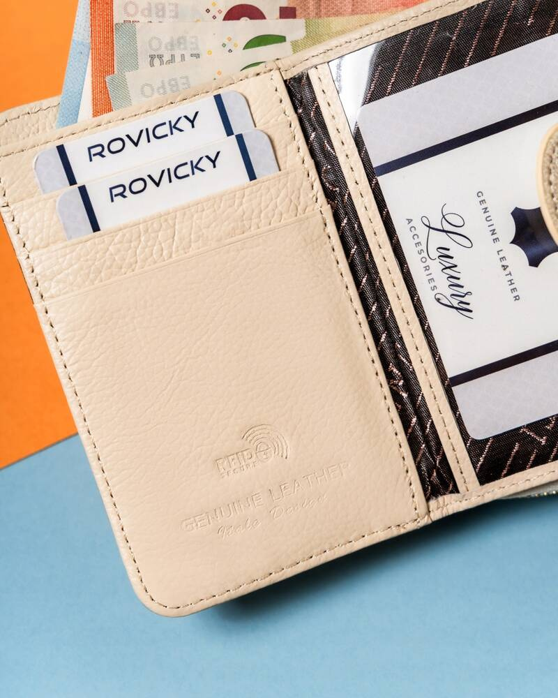 Elegancki portfel damski na zatrzask i suwak - Lorenti - obrazek 8