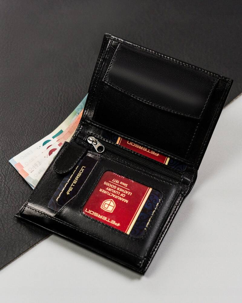 Mały portfel męski bez zapięcia wykonany ze skóry naturalnej - Peterson - obrazek 6