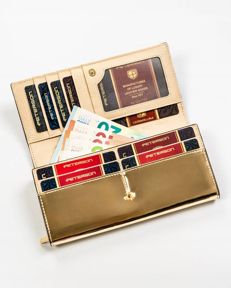 Duży, czarno-złoty portfel damski ze skóry naturalnej zamykany na zatrzask - Peterson - obrazek 5