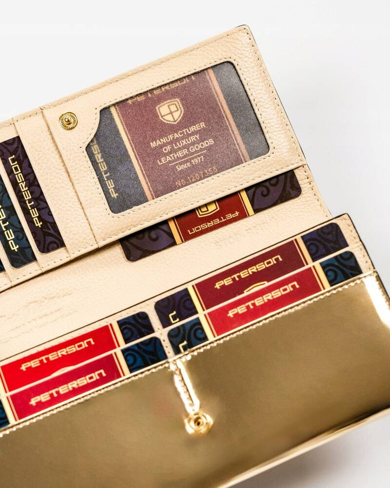 Duży, czarno-złoty portfel damski ze skóry naturalnej zamykany na zatrzask - Peterson - obrazek 7
