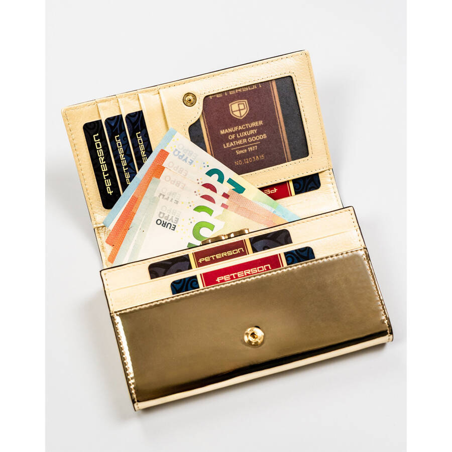 Klasyczny portfel damski ze skóry naturalnej w czarno-złotym kolorze zapakowany w markowe pudełko - Peterson - obrazek 7
