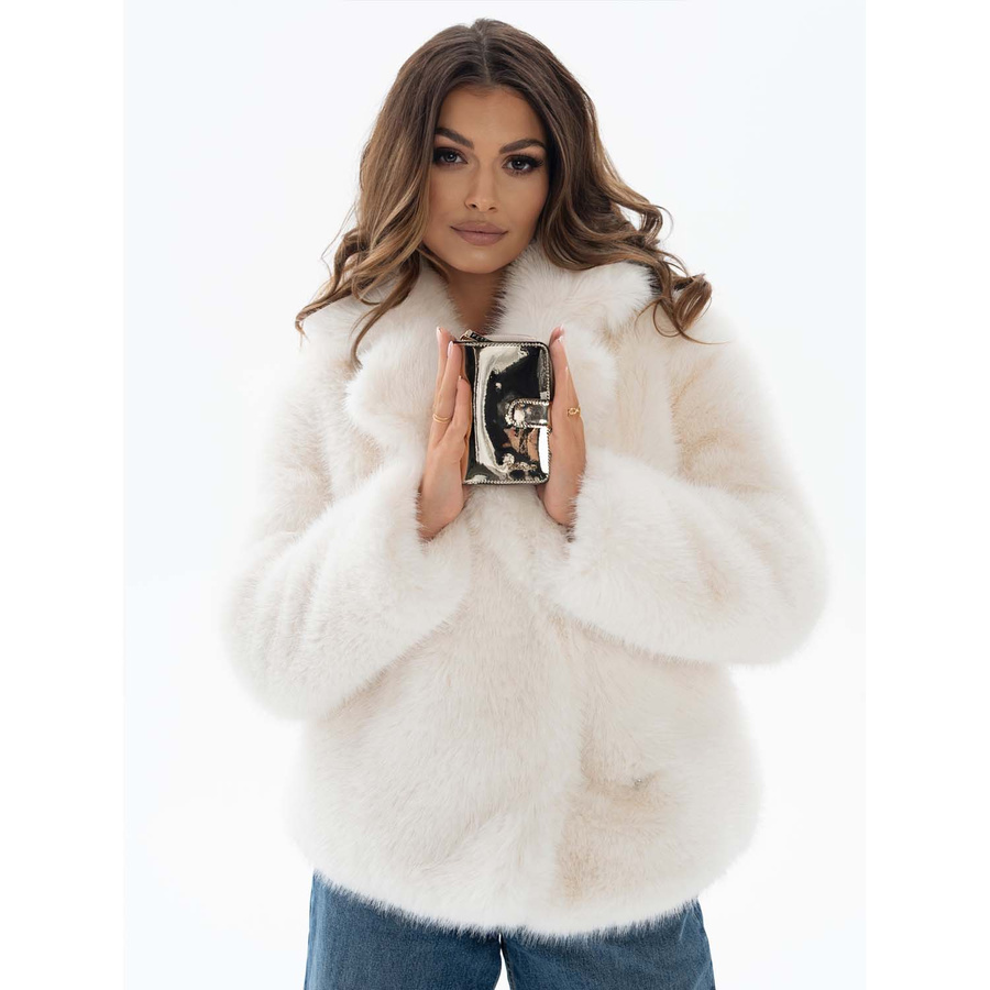 Elegancki, niewielki portfel w kolorze złotym wykonany ze skóry naturalnej - Peterson - obrazek 2