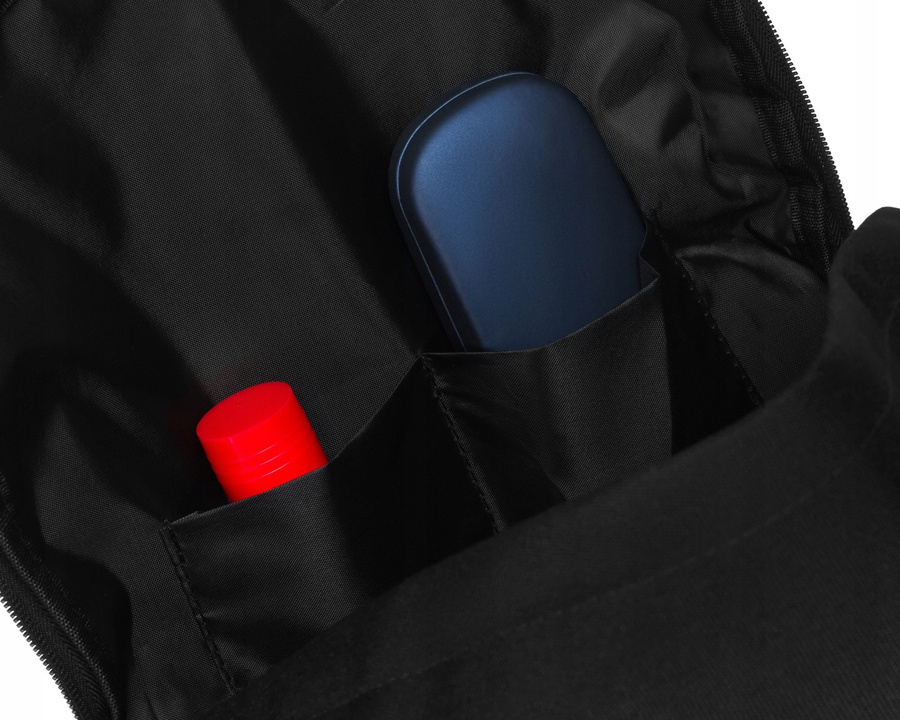 Sportowy, pojemny plecak w czarnym kolorze z zewnętrznymi kieszonkami - Peterson - obrazek 8