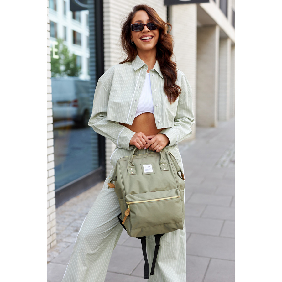 Modny zielony plecak podróżny z portem USB - Himawari - obrazek 8