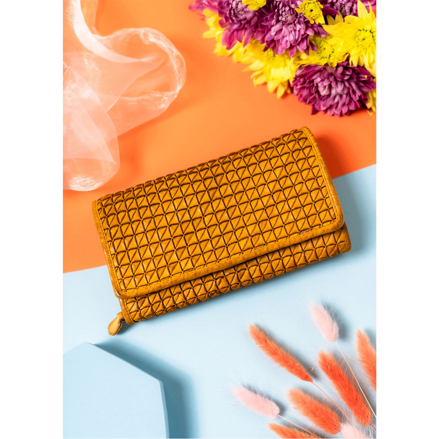 Musztardowy portfel z geometrycznym wzorem skóra naturalna - Rovicky - obrazek 2