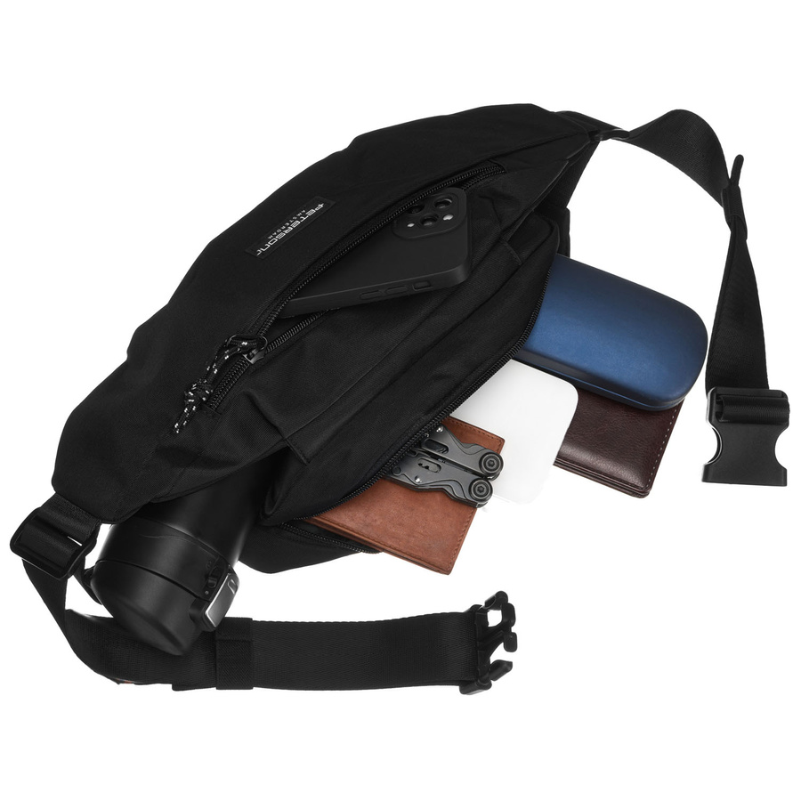 Pojemna nerka męska z poliestru w czarnym kolorze zamykana suwakiem - Peterson - obrazek 7