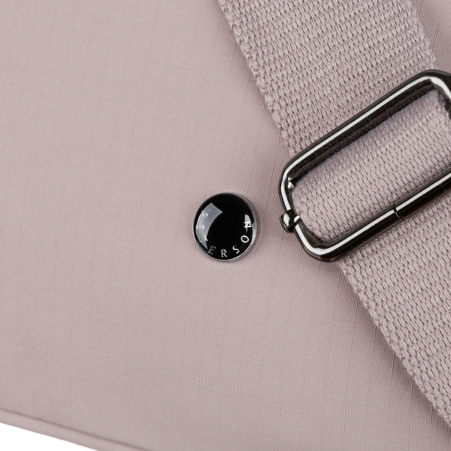 Listonoszka damska w kolorze lila zawieszona na regulowanym pasku - Peterson - obrazek 9