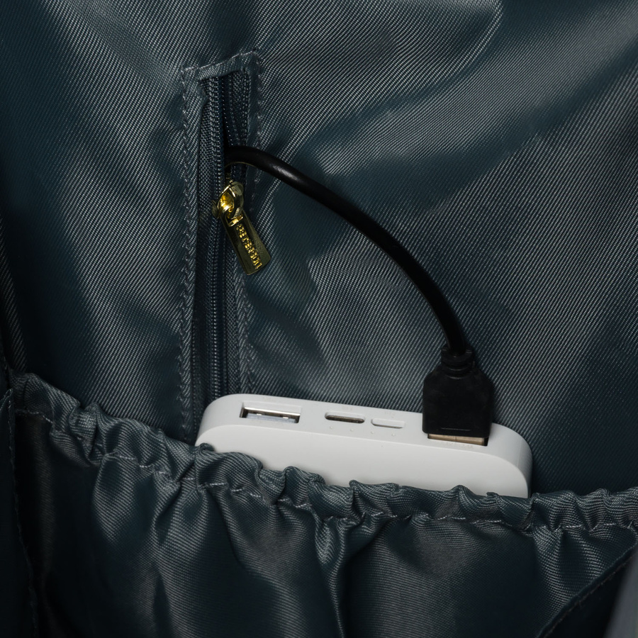 Dwukolorowy plecak damski z poliestru z miejscem na laptopa, idealny na bagaż podręczny - Peterson - obrazek 14