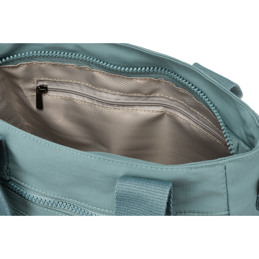 Niebieska, mała shopperka damska z poliestru z kieszeniami zamykanymi na suwak - Peterson - obrazek 9