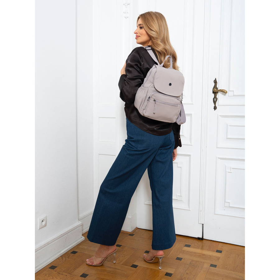 Plecak damski z poliestru w kolorze lila, zawieszony na regulowanych szelkach - Peterson - obrazek 6