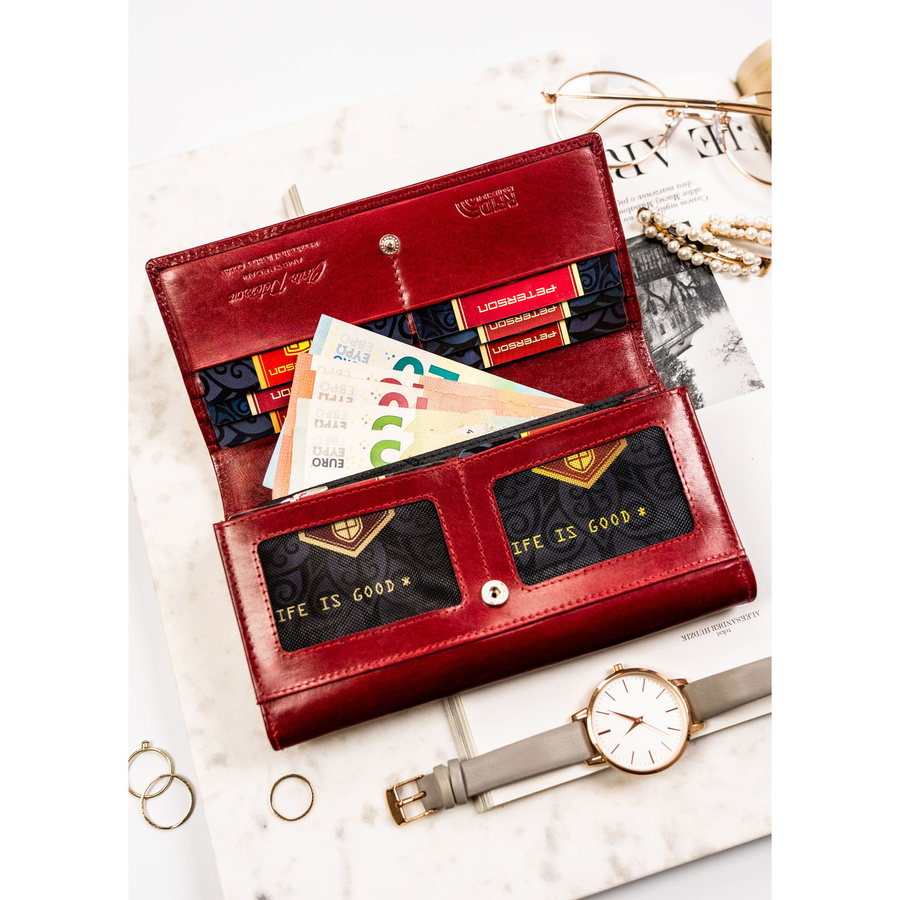 Duży portfel damski ze skóry naturalnej w czerwonym kolorze zamykany klapką na zatrzask - Peterson - obrazek 6