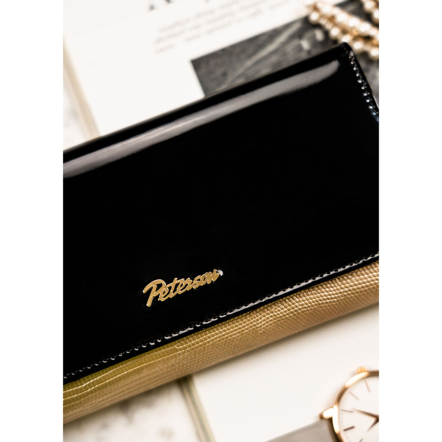 Portfel damski z lakierowanej skóry naturalnej w czarno-złotym kolorze, wyposażony w system RFID - Peterson - obrazek 4