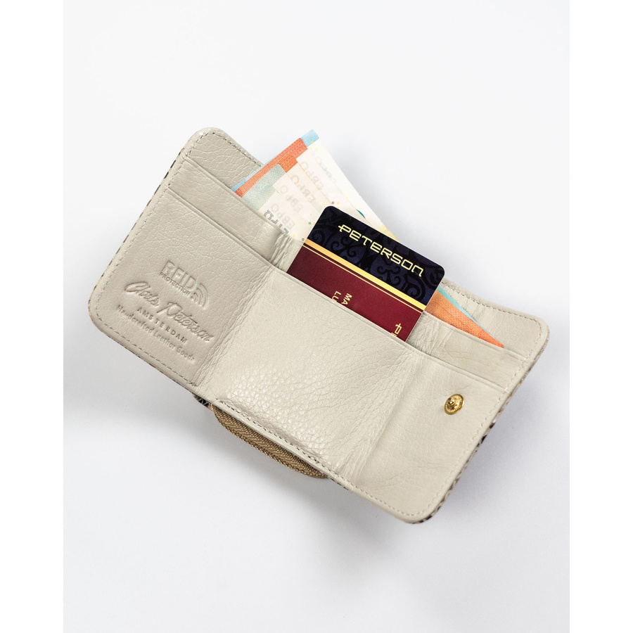 Mały portfel damski wykonany ze skóry naturalnej ze wzorem imitującym skórę węża - Peterson - obrazek 7