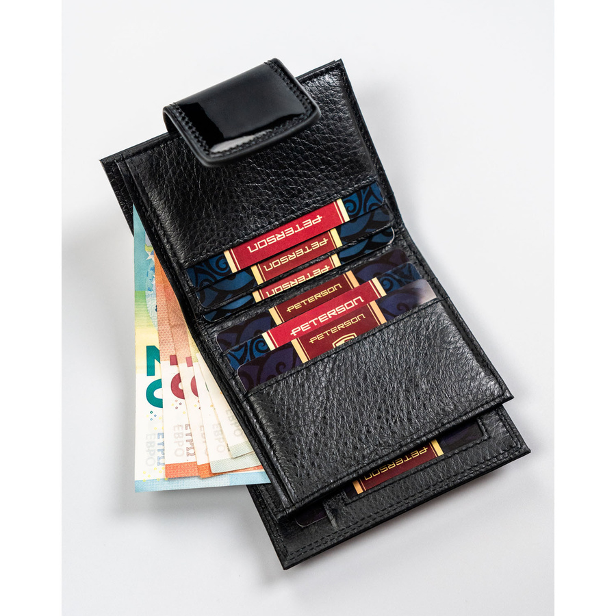 Mały portfel damski wykonany ze skóry naturalnej w czarno-złotym kolorze wyposażony w system RFID - Peterson - obrazek 7