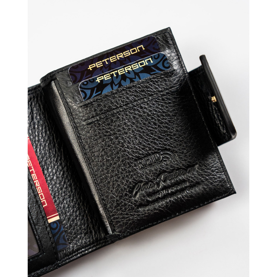 Mały portfel damski wykonany ze skóry naturalnej w czarno-złotym kolorze wyposażony w system RFID - Peterson - obrazek 9
