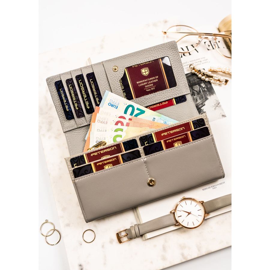 Wielokolorowy, poziomy portfel damski ze skóry naturalnej w kwiatowy wzór - Peterson - obrazek 6