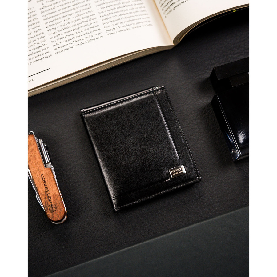 Banknotówka męska ze skóry naturalnej w czarnym kolorze - Rovicky - obrazek 3