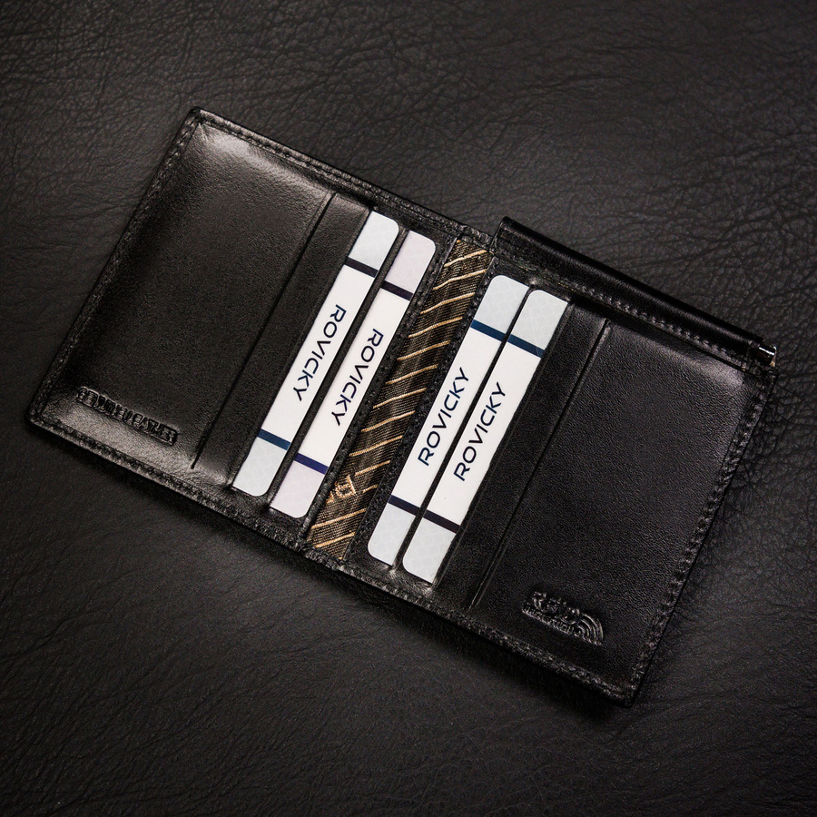 Banknotówka męska ze skóry naturalnej w czarnym kolorze - Rovicky - obrazek 8