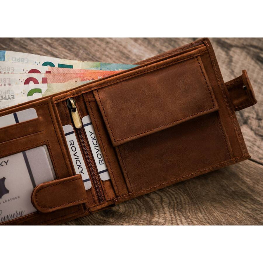 Skórzany, brązowy portfel męski z tłoczeniem na froncie przedstawiającym psa - obrazek 8