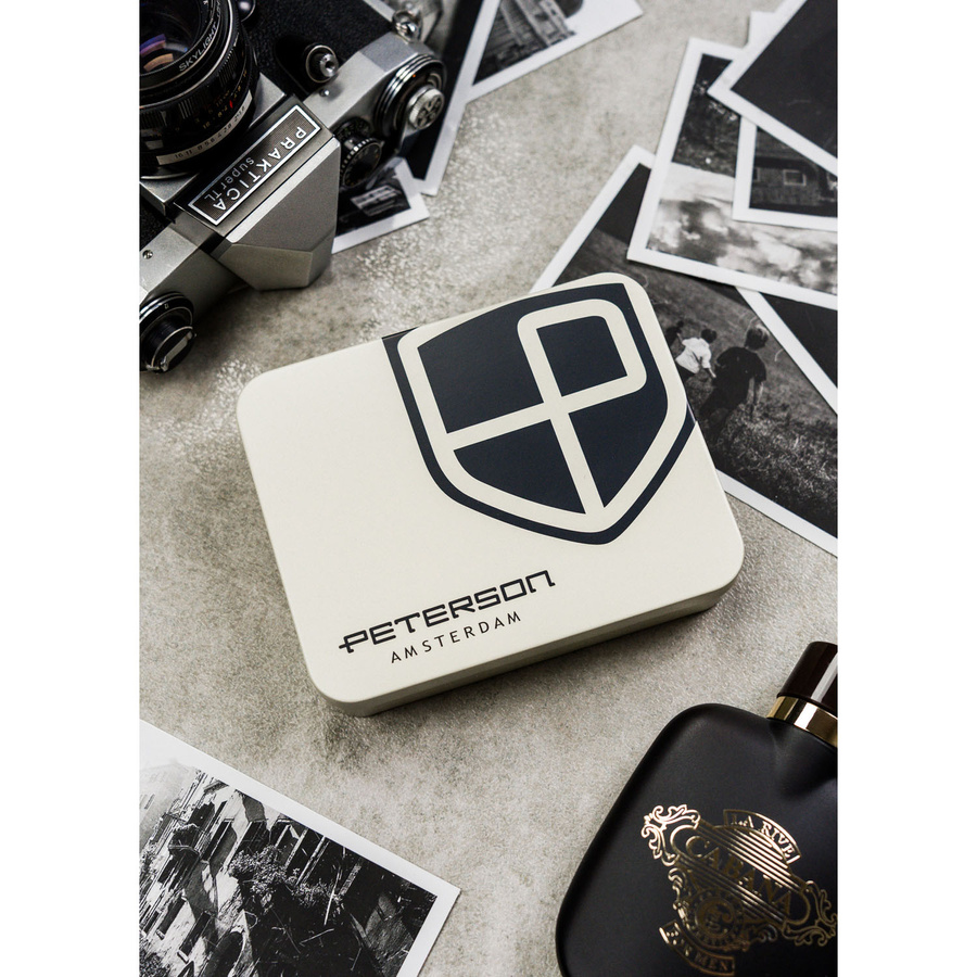 Portfel męski w czarnym kolorze z modnym, geometrycznym wzorem - Peterson - obrazek 10