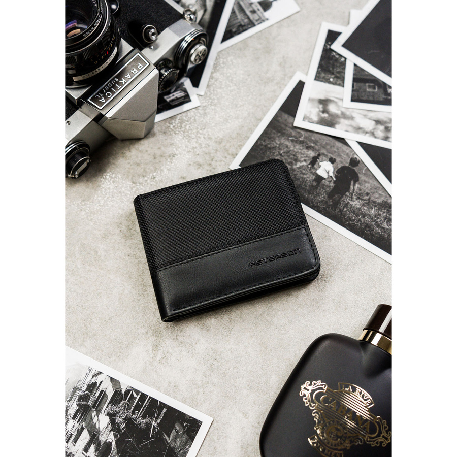 Modny portfel męski w czarnym kolorze z systemem RFID - Peterson - obrazek 3