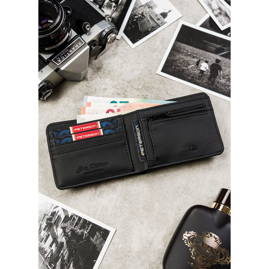 Modny portfel męski w czarnym kolorze z systemem RFID - Peterson - obrazek 6