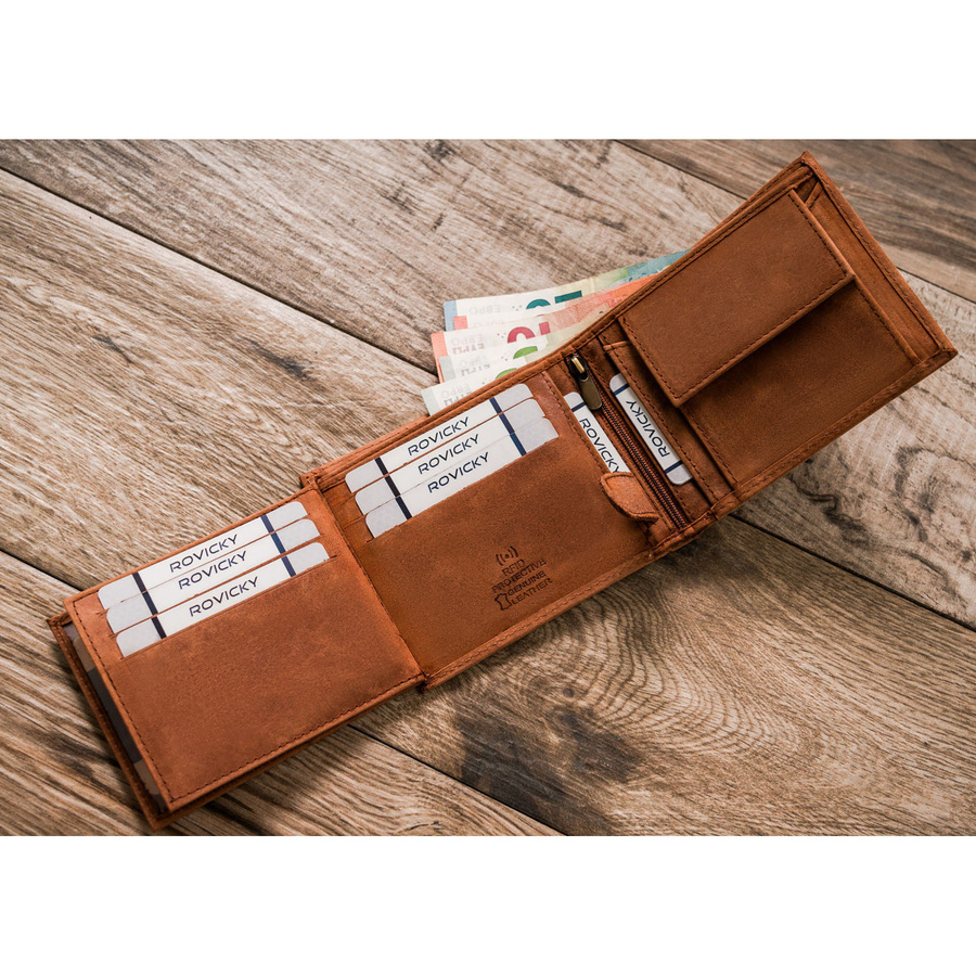 Portfel męski ze skóry naturalnej w brązowym kolorze, model bez zapięcia zewnętrznego - Always Wild - obrazek 8