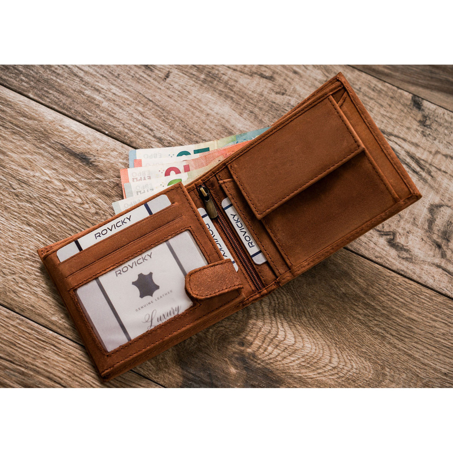 Portfel męski ze skóry naturalnej w brązowym kolorze, model bez zapięcia zewnętrznego - Always Wild - obrazek 5