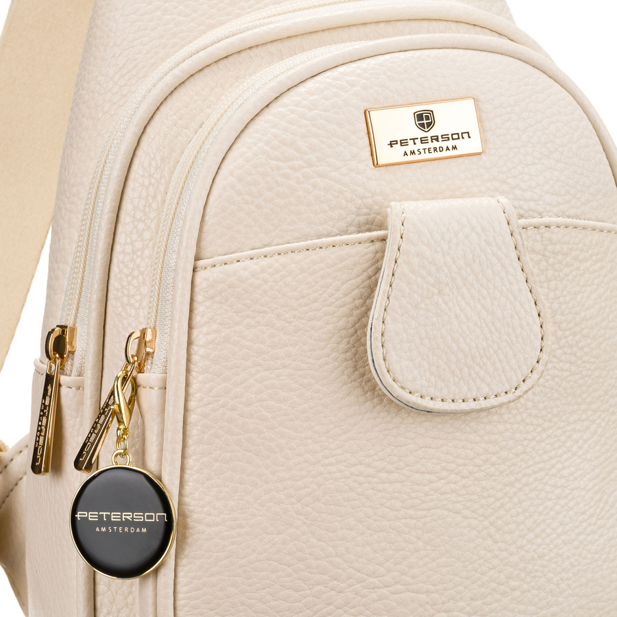 Beżowa saszetka damska z szerokim materiałowym paskiem crossbody plecak na jedno ramię eko skóra Peterson - obrazek 3