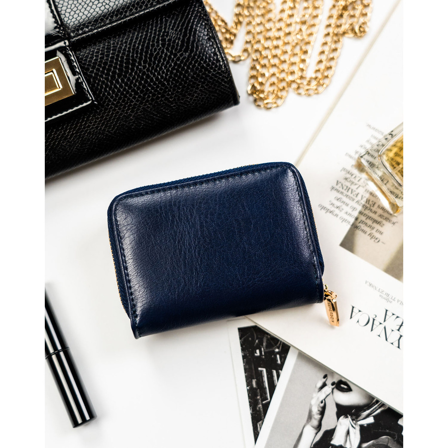 Mały, granatowy portfel damski ze skóry ekologicznej wyposażony w system RFID - Peterson - obrazek 5