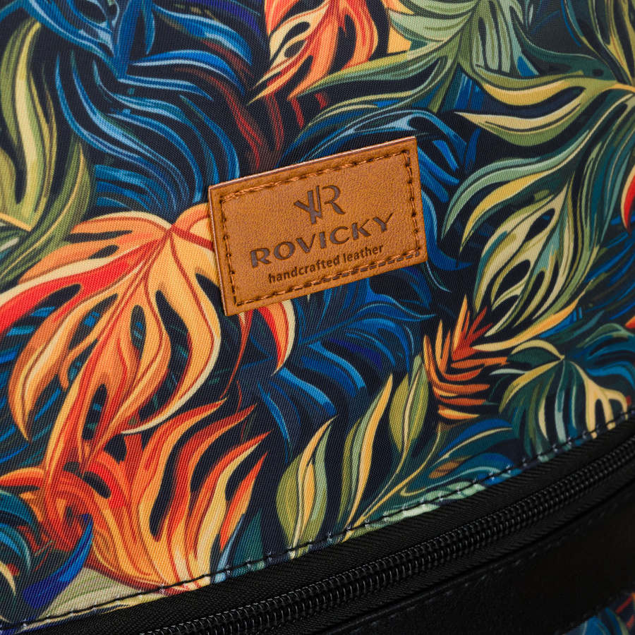 Wzorzysty, miejski plecak damski zawieszony na regulowanych szelkach - Rovicky - obrazek 4