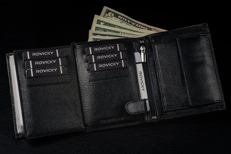 Duży skórzany czarny portfel męski — Ronaldo - obrazek 12