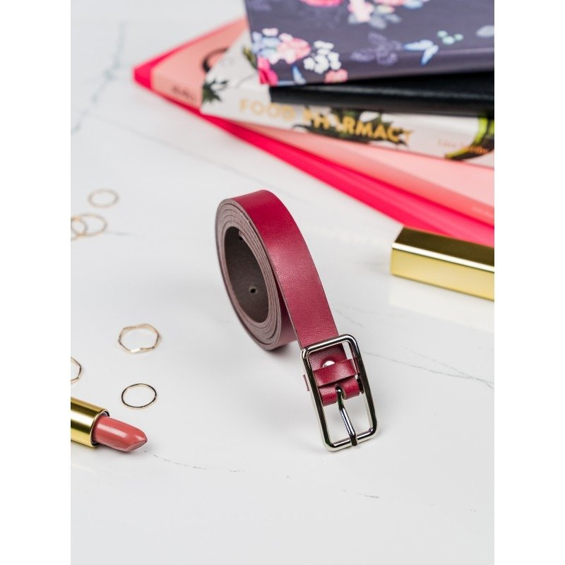 Wąski pasek damski z klasyczną, metalową sprzączką w srebrnym kolorze - obrazek 2