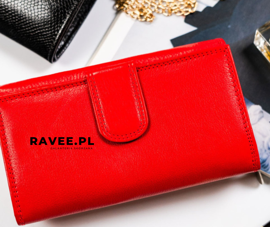 Portfel to jeden z najbardziej intensywnie używanych akcesoriów