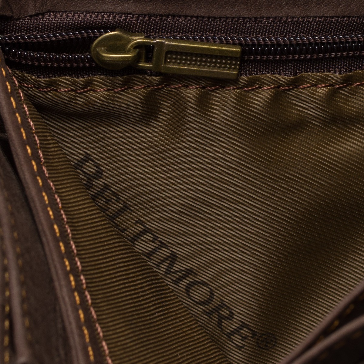 e0131f4cf1a673a9f1ec8dcfc5128a85